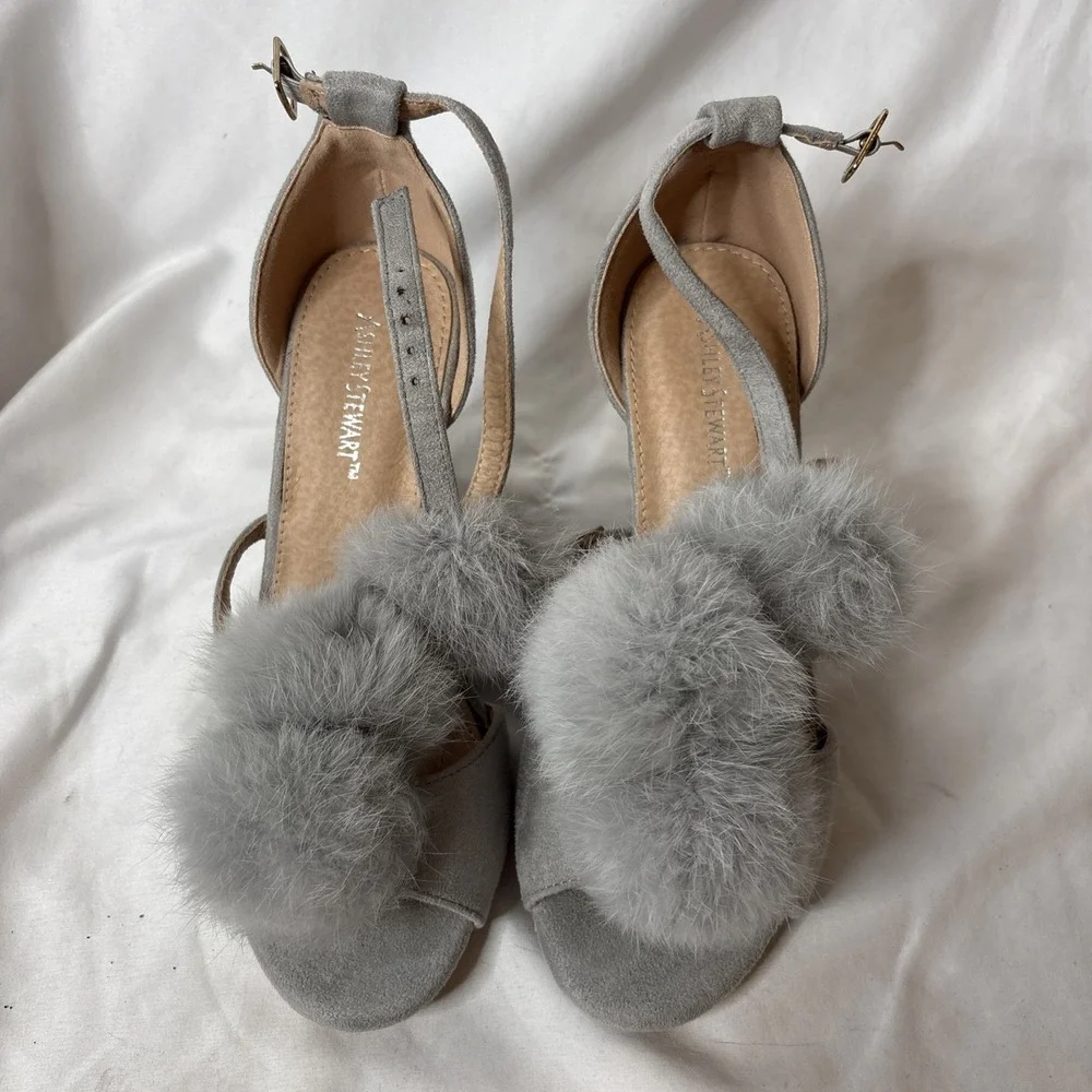 Ashley Stewart Grey Lisa Size 8‎ Pom Pom High Heels Chunky Furry Shoes